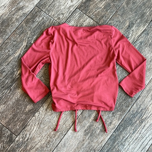 Moa moa cinch front top - Picture 8 of 9